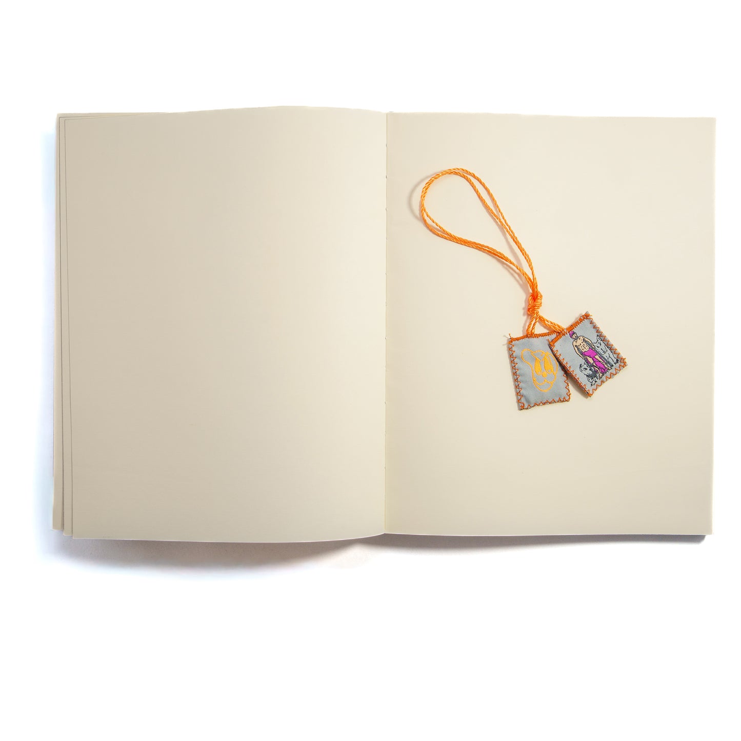 LARGE FINESSE PUP BLACKBOOK